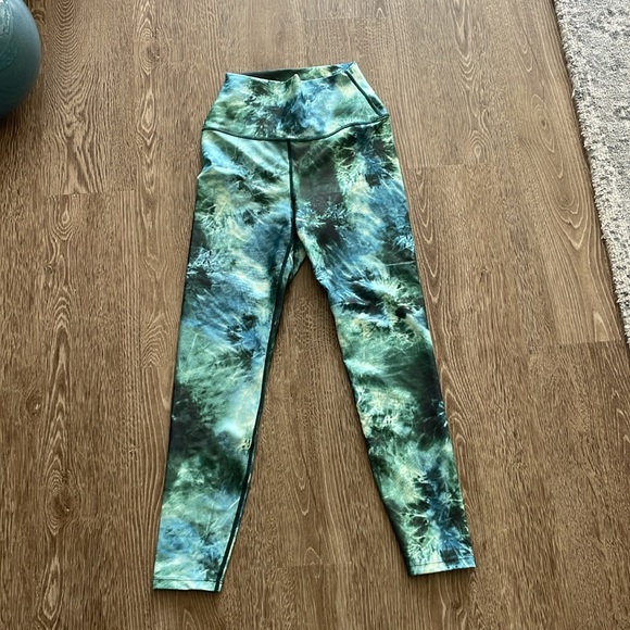 NWOT- Carbon38 Blue Green Tie Dye High Rise Leggings - Picture 3 of 5